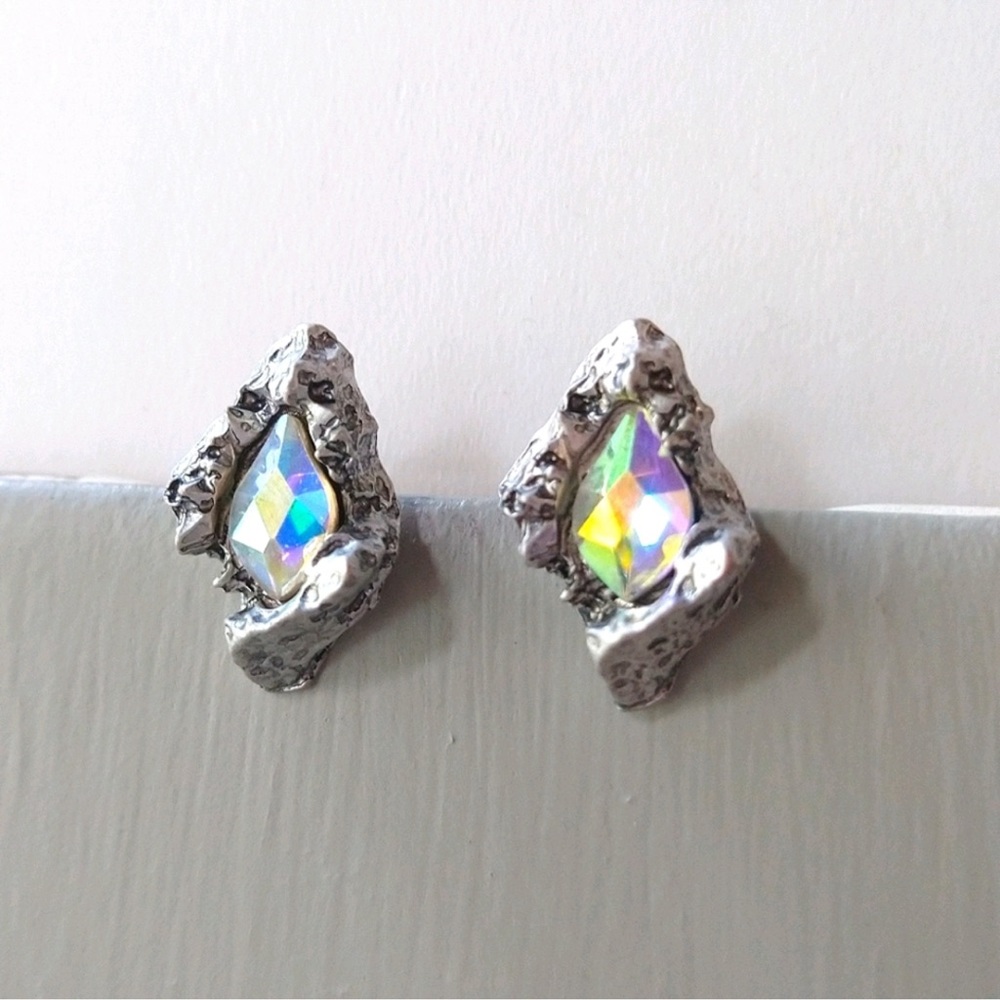 Crystal Stud Earrings Silver - Picture 14 of 16